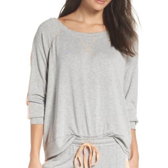 The Laundry Room Sweaters - THE LAUNDRY ROOM Elevens Sweatshirt Size Medium